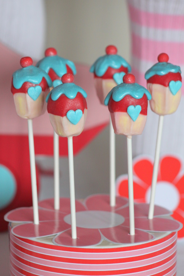 Roller Cupcake Pops2
